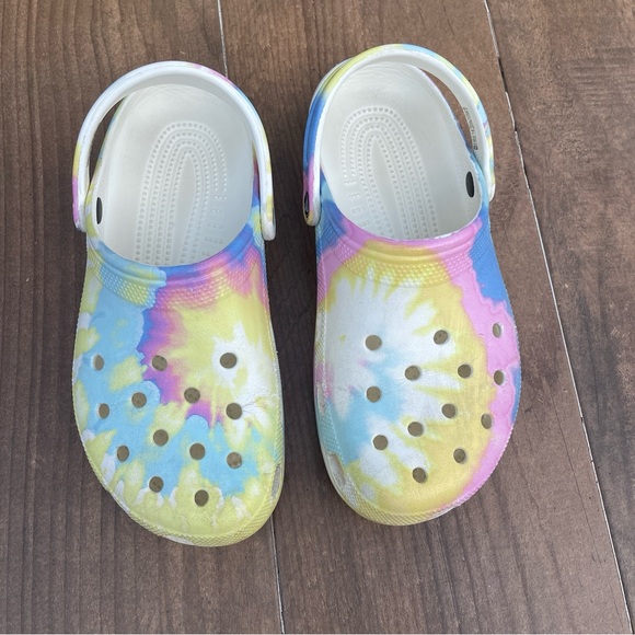 Crocs Pastel Classic Tie Dye Clogs Size W 11 M 9 - Picture 2 of 6